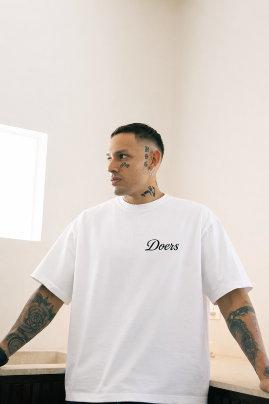 DOERS - WHITE TEE